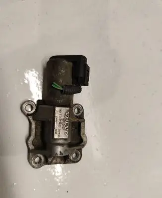 Volvo XC90 Camshaft vanos timing valve 8670422 030624 F34711902