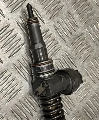 Audi A3 S3 8L Fuel injector 038130073AG