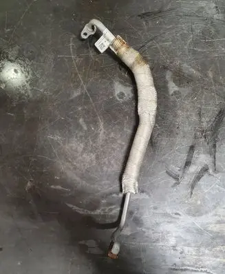 BMW X1 F48 F49 Breather/breather pipe/hose 8513620