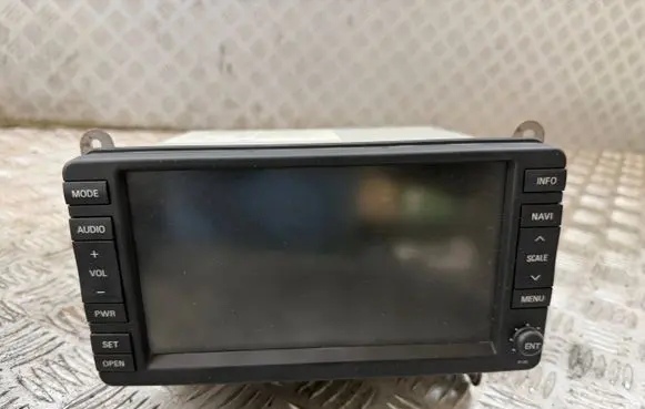 Peugeot 4007 Radio/CD/DVD/GPS head unit 8750A138