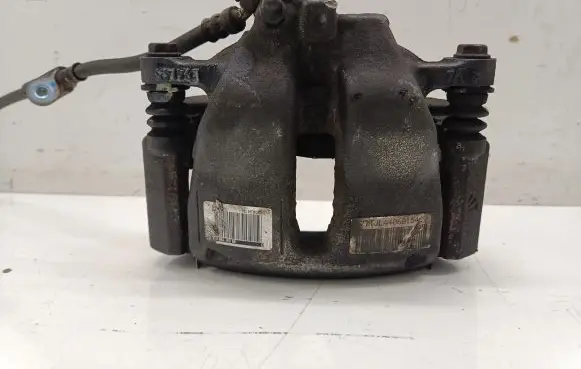 Peugeot 2008 II Front brake caliper 9824176680