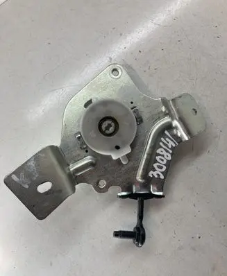 Peugeot 3008 I Tailgate check strap stopper 