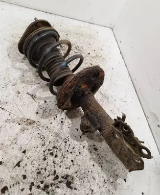 Toyota Auris 150 Front shock absorber with coil spring