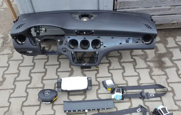 Mercedes-Benz CLA C117 X117 W117 Dashboard CLAW117KONSOLA