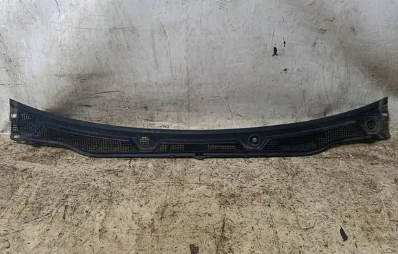 Renault Captur Wiper trim 668115916RS5 668119936R A047MA010