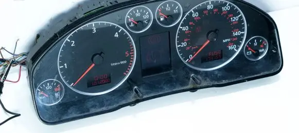 Audi A6 S6 C5 4B Speedometer (instrument cluster) 4B0920981J 11008128009 11008128