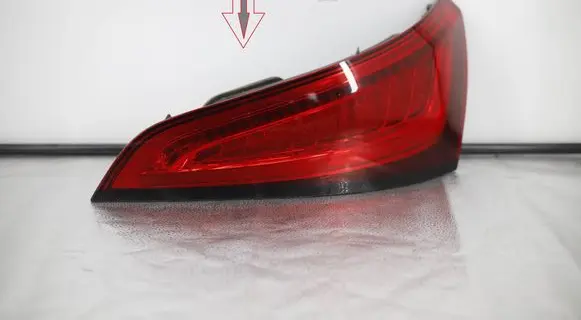 Audi Q5 SQ5 8R Tailgate rear/tail lights 8R0945094D