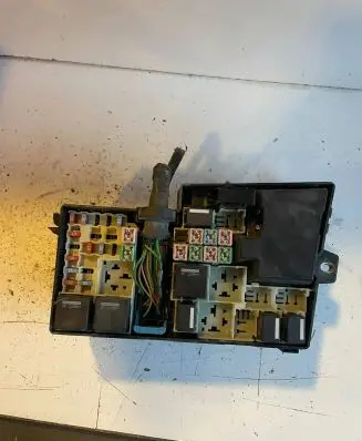 Volvo C30 Fuse box set 8688040