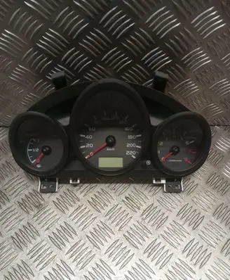 Mitsubishi Colt Speedometer (instrument cluster) MN148888K