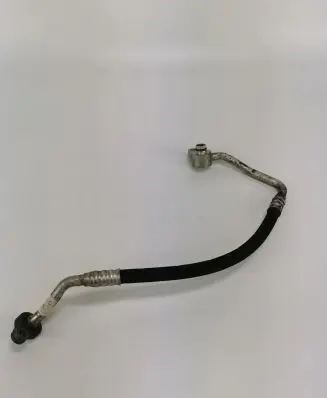 Volvo V40 Engine coolant pipe/hose