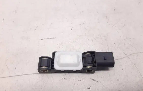 Audi A3 S3 8P Airbag deployment crash/impact sensor 4B0959643E