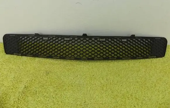 Mercedes-Benz GLK (X204) Front bumper lower grill 2048855123