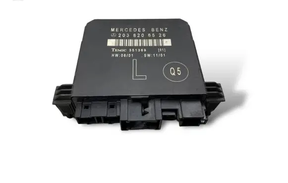 Mercedes-Benz C W203 Door control unit/module 2038206526
