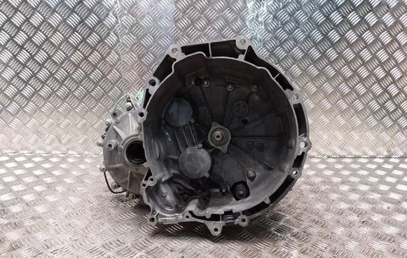 BMW 2 F46 Manual 5 speed gearbox S26383519 8685381 GS659DG