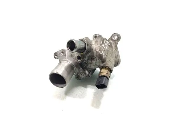 KIA Rio Thermostat/thermostat housing