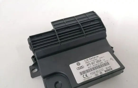 Audi A6 S6 C6 4F Voltage converter inverter 4F0907280A
