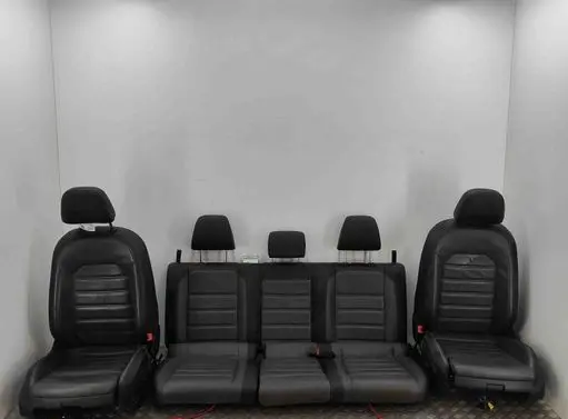 Volkswagen Amarok Interior set 3Q0881106S 3Q0881105S