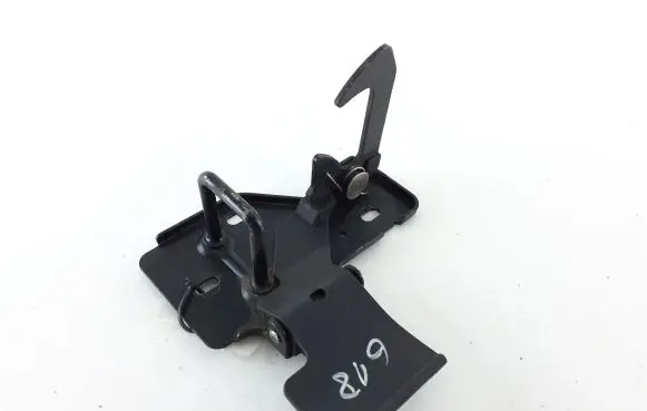 Audi Q7 4L Engine bonnet/hood lock/latch loop/hook 