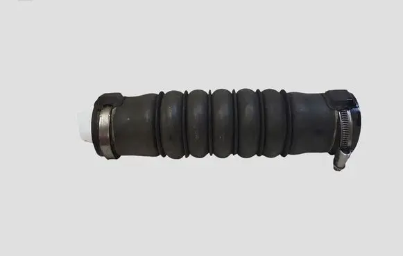 Peugeot 508 Intercooler hose/pipe 9803400180