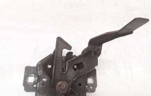 Ford Maverick Engine bonnet/hood lock/catch YL8416A770AA