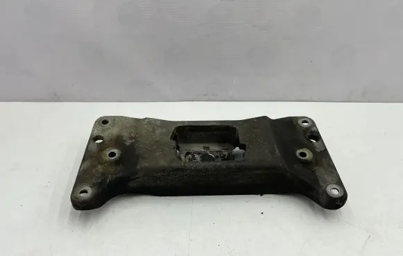 BMW 7 F01 F02 F03 F04 Gearbox mounting bracket 6777615