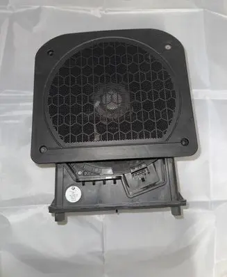 Mini One - Cooper F56 F55 Subwoofer speaker 927599604 26014910 19JUL14
