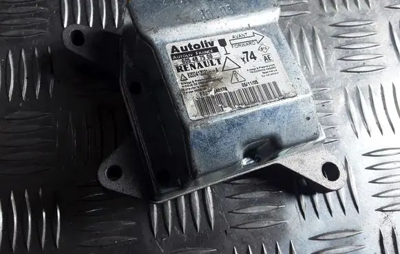 Renault Laguna II Airbag control unit/module 605487500 8200412021