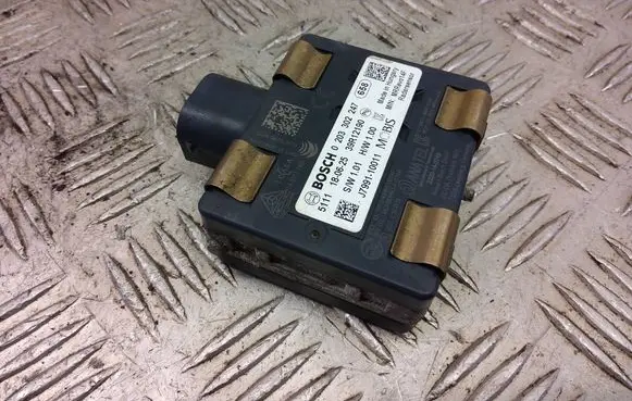KIA Pro Cee'd III Distronic sensor radar J7991-10011