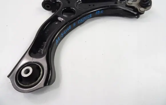 Audi A1 Front lower control arm/wishbone 2Q0407152D