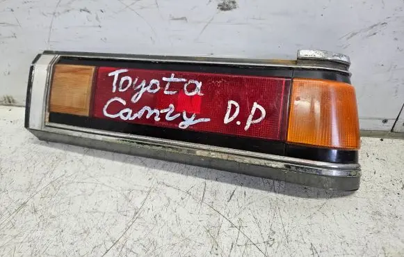 Toyota Camry Rear/tail lights 3218R
