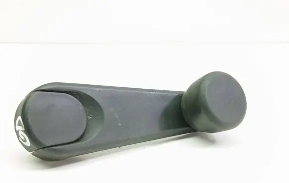 BMW 3 E46 Rear door window winding handle 81225032