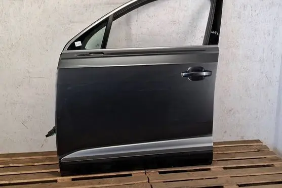 Audi Q7 4M Front door 4M0831051G