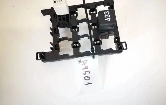 Volkswagen Touran I Fuse box set 1t1937503a