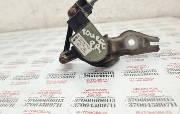 Volkswagen Touareg I Headlight/headlamp level sensor 7L0616214B