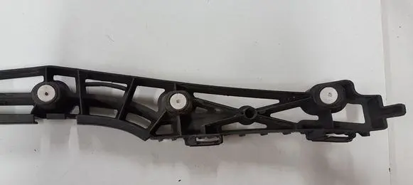 Opel Insignia A Rear bumper mounting bracket 13238836