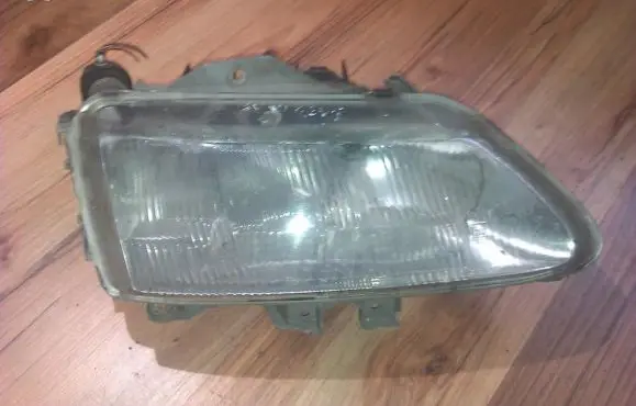 Renault Laguna I Headlight/headlamp 13996600re