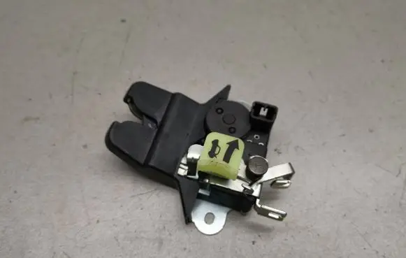 Tailgate/trunk/boot lock/catch/latch