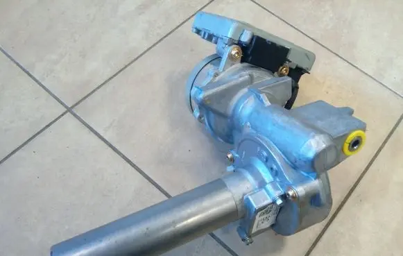 Dacia Sandero Electric power steering pump 488103520R NE70292