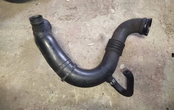 Alfa Romeo 159 Air intake hose/pipe 51770153 A947