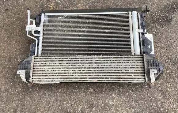 Ford Kuga II Radiator set 8V619L440AC CV618C607GF