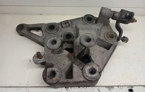 Citroen Jumper Gearbox mounting bracket 1347610080
