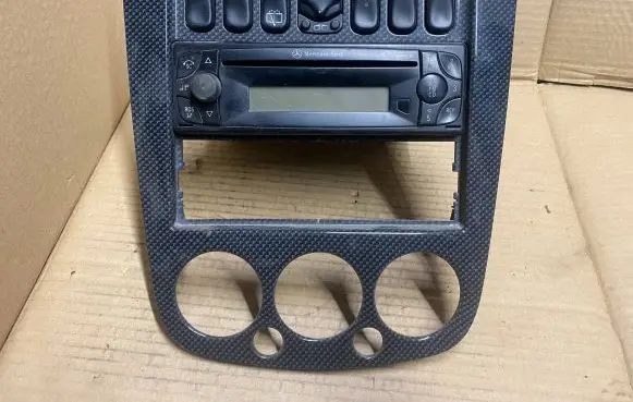 Mercedes-Benz Vaneo W414 Radio/CD/DVD/GPS head unit A0048201486 6055AA038002435 1688203610