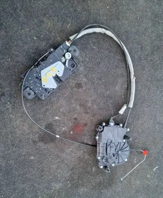 BMW 5 G30 G31 G38 Tailgate/trunk/boot lock/catch/latch C56792100 7383561