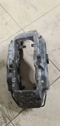 Audi Q7 4L Front brake caliper
