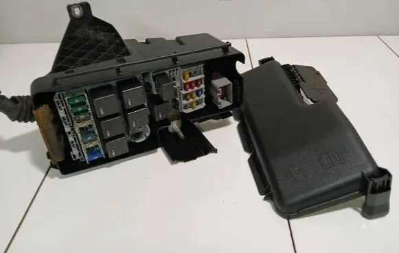 Volvo XC90 Fuse box set 30728132