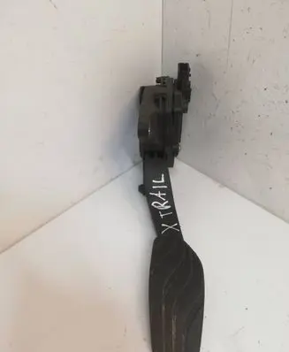 Nissan X-Trail T32 Accelerator throttle pedal 180024BA0B 6PV00997815