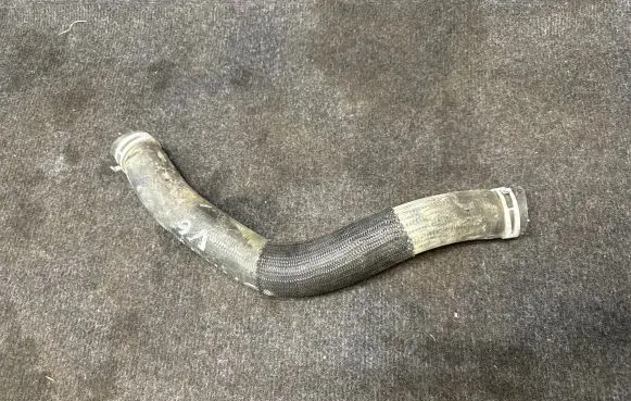 Chevrolet Camaro Engine coolant pipe/hose 23101587