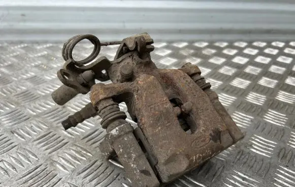 Ford Mondeo MK IV Rear brake caliper