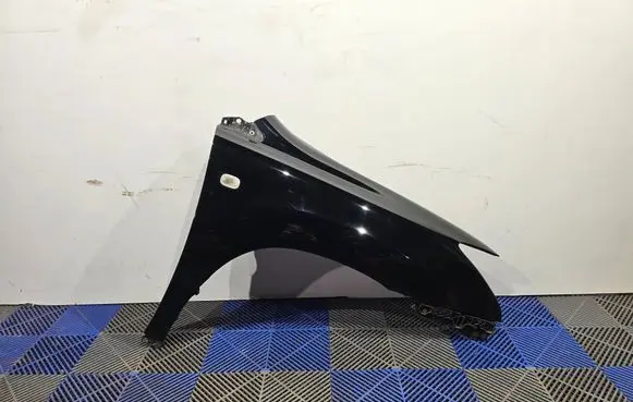 Lexus RX 330 - 350 - 400H Fender