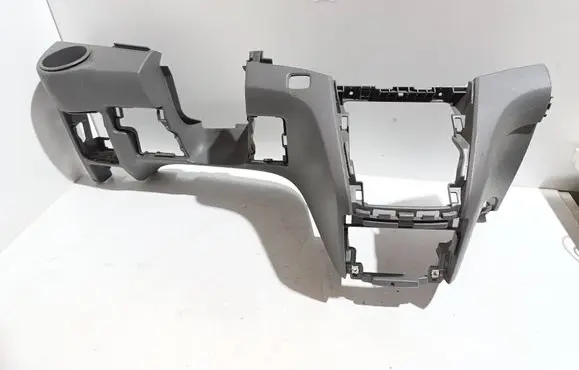Nissan e-NV200 Dashboard lower bottom trim panel 681024EA0A